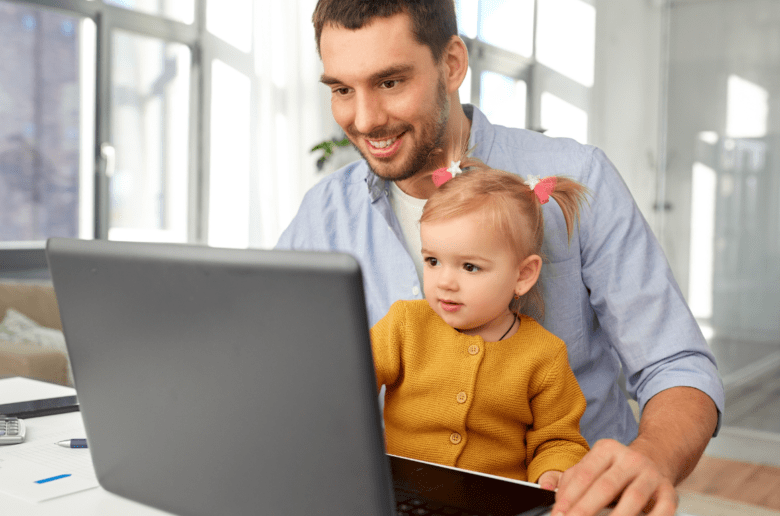 Czy ojcostwo wpływa na karierę mężczyzny?